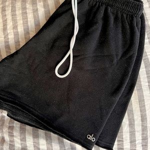 Alo Sweatshorts